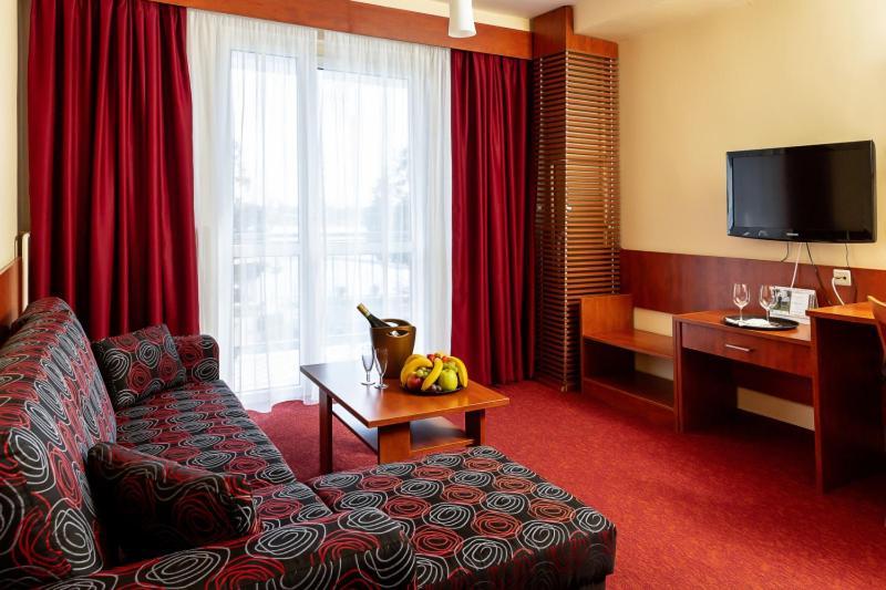 Hotel Senec Aqua Resort - Family Friendly Bagian luar foto