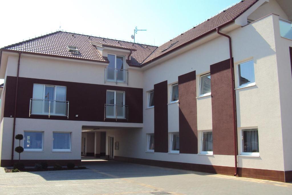 Hotel Senec Aqua Resort - Family Friendly Ruang foto